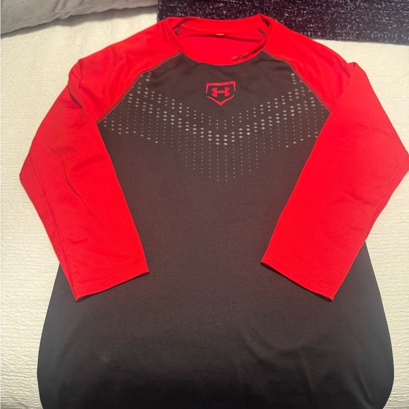 Under Armour Other - Under Armour Red & Black Quarter Sleeve Performance Shirt